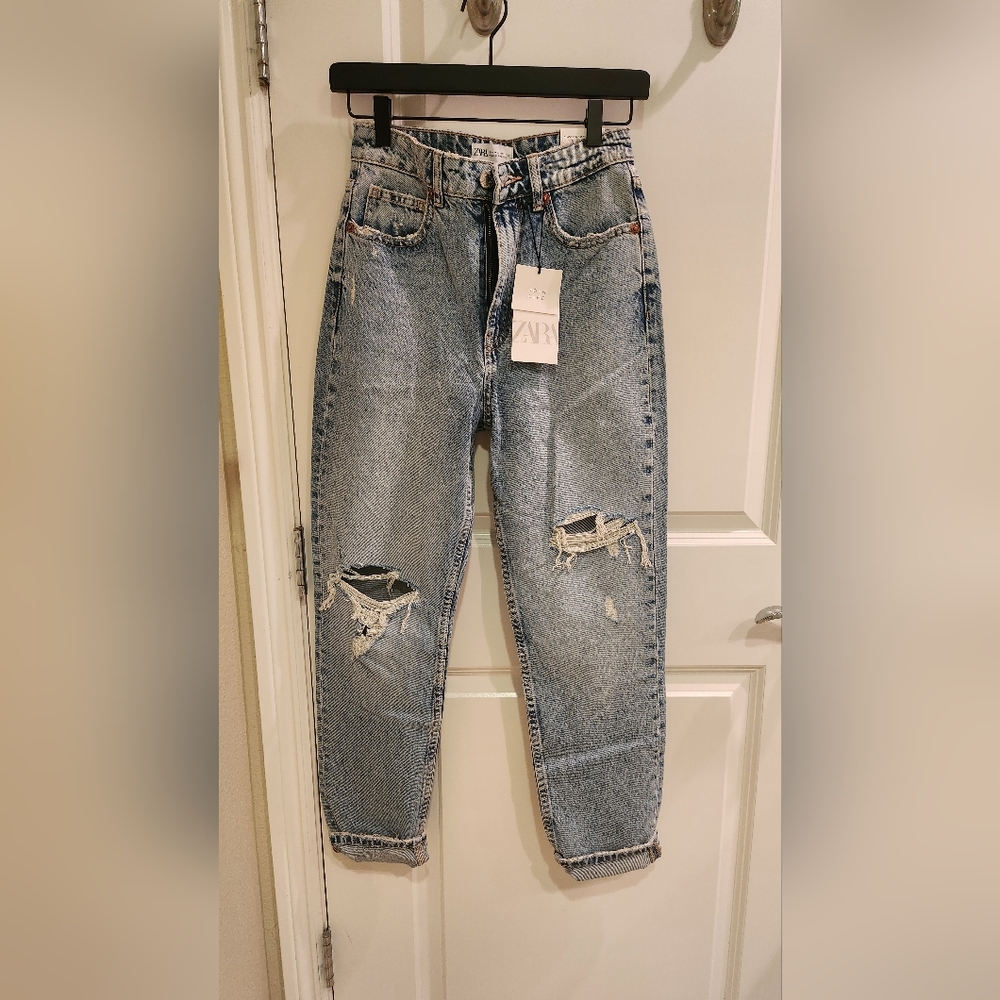Zara High Rise Light Blue Distressed Mom Jeans